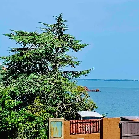 Le Trayas Raphael Superbe 3 Pièces Vue Mer Jardin Privatif Jacuzzi 6 Personnes