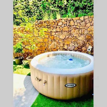 Appartement Le Trayas Raphael Superbe 3 Pièces Vue Mer Jardin Privatif Jacuzzi 6 Personnes