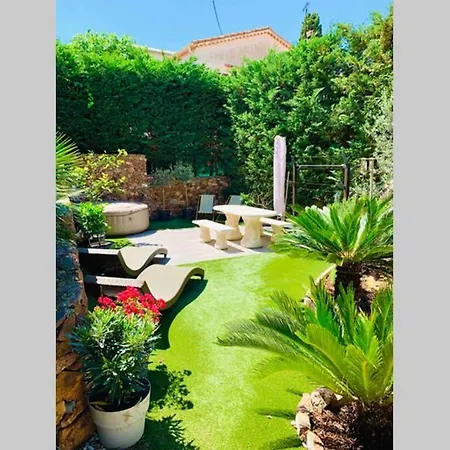 Appartement Le Trayas Raphael Superbe 3 Pièces Vue Mer Jardin Privatif Jacuzzi 6 Personnes Saint-Raphaël
